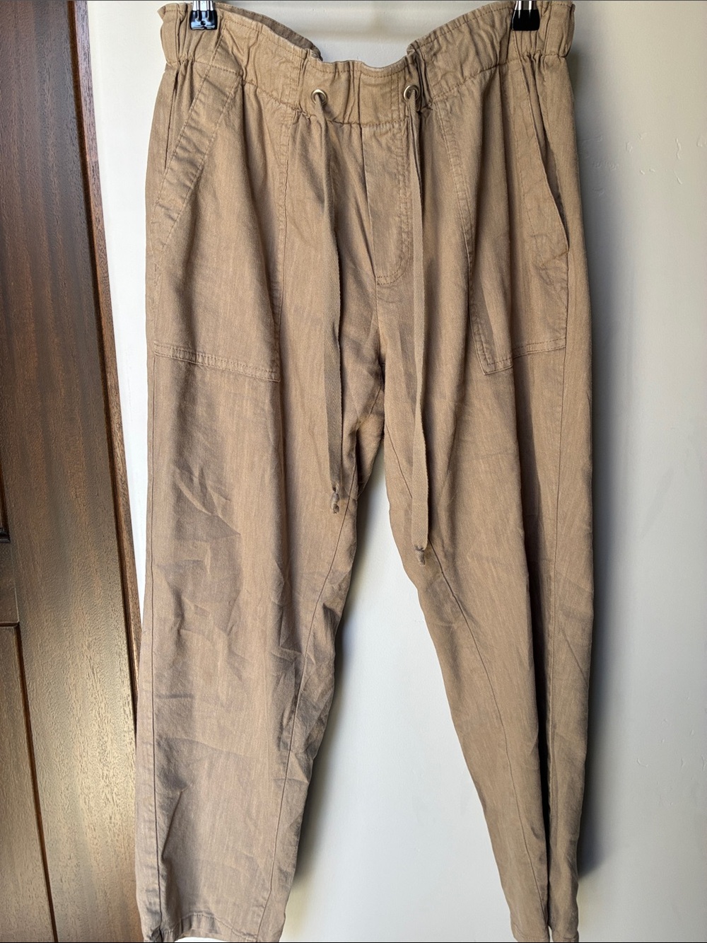 Kut from the Kloth Women's Tan Drawstring Capris